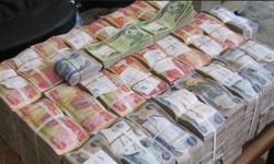 مستشار السوداني يحدد احتمالين للوضع المالي العراقي في 2026